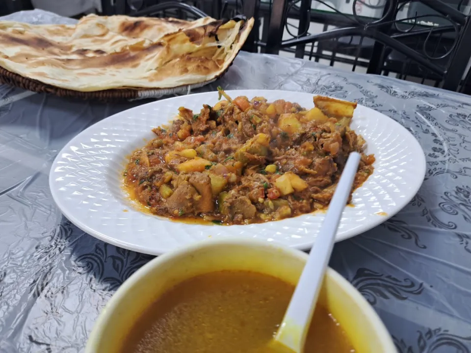 مطعم نجوم اليمن