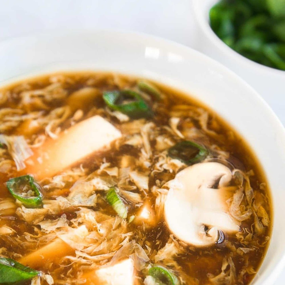 شوربة حارة وحامضة