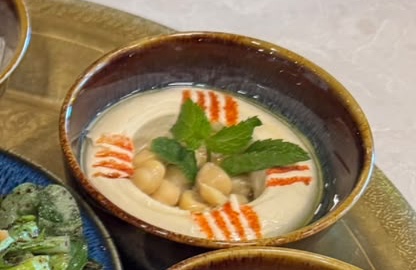 حمص بالطحينية