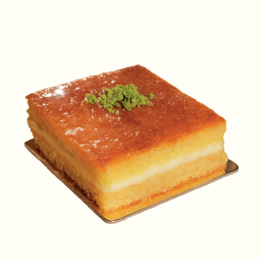 بسبوسة بالقشطة